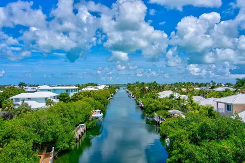 $4,195,000 | 1330 Coury Drive, Key Colony Beach, FL 33051