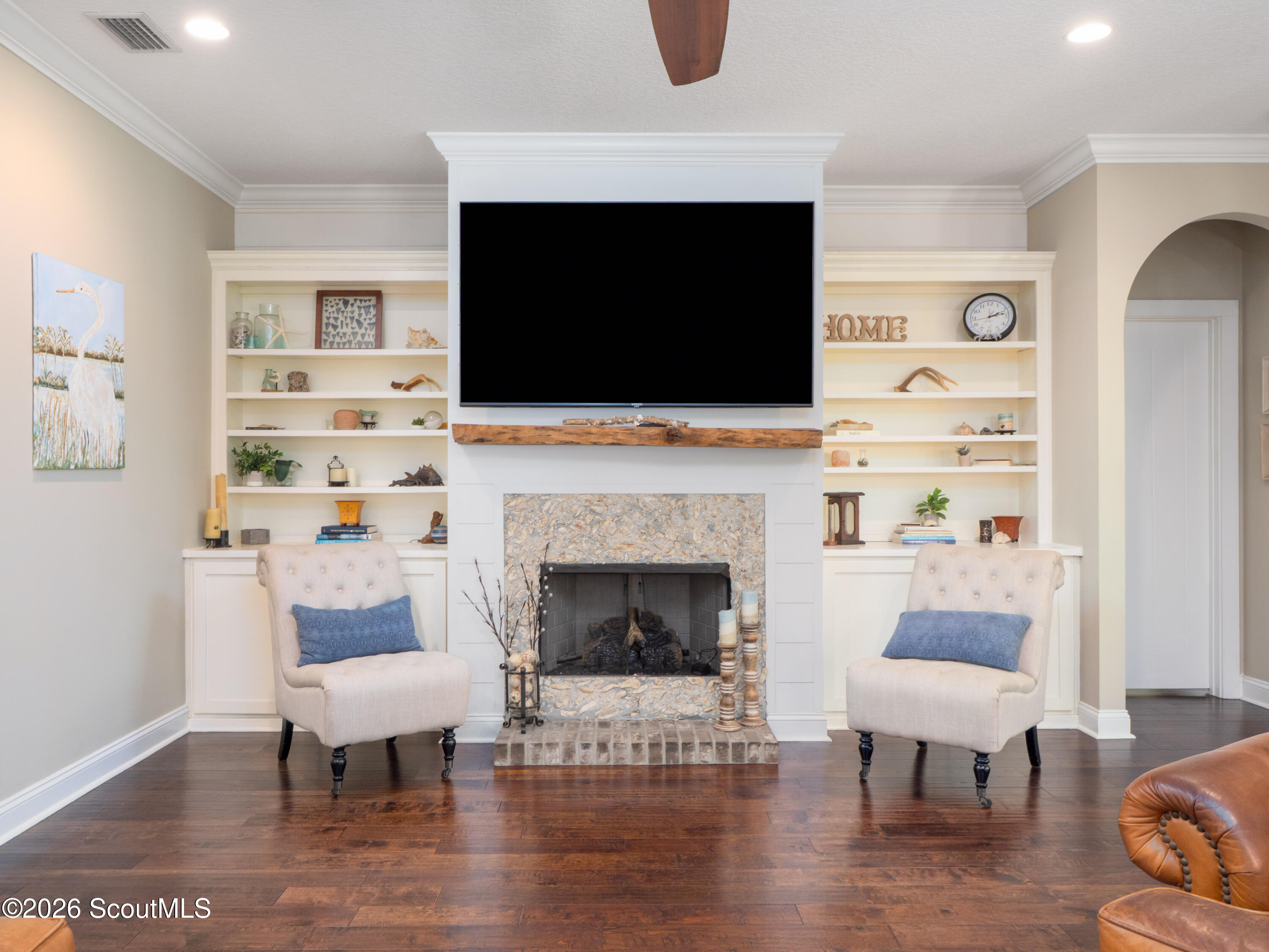 79 Manatee Court Waverly, GA 31565 - Photo 8 of 56 Tabby fireplace with built in shelves