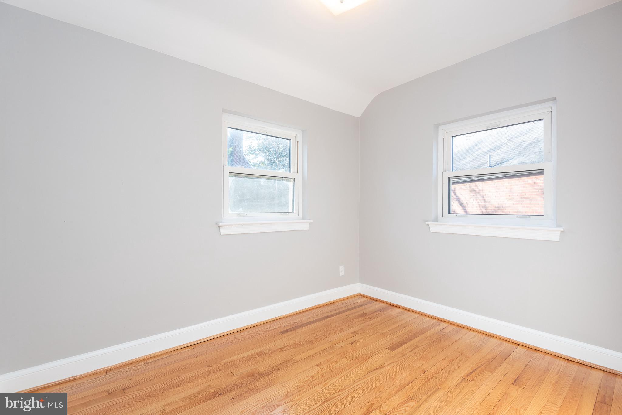 2422 Seminary Road Silver Spring, MD 20910 - Photo 15 of 31