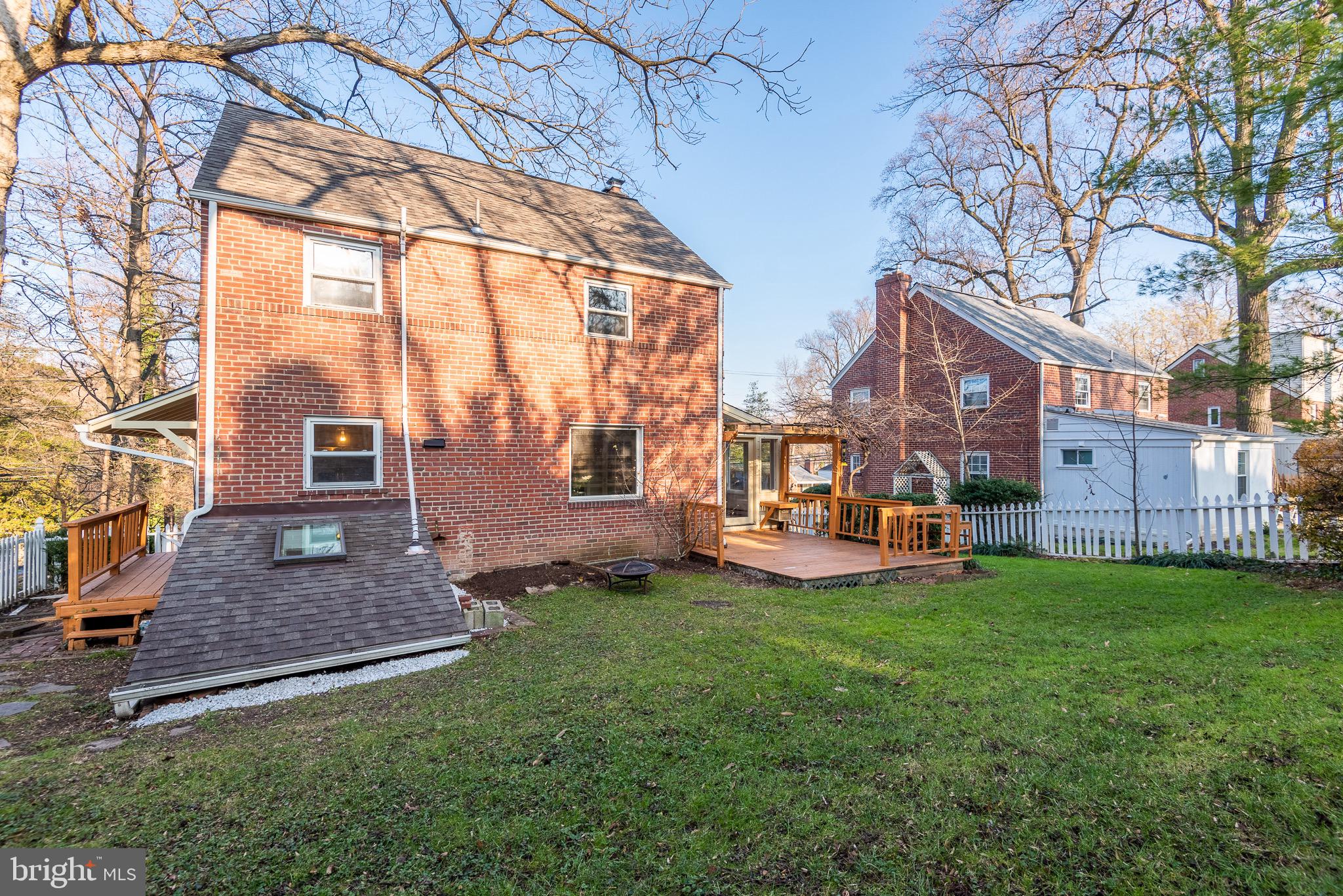 2422 Seminary Road Silver Spring, MD 20910 - Photo 27 of 31