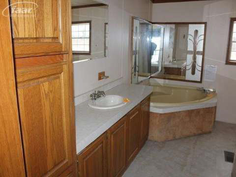 6621 Mason Road Owosso, MI 48867 - Photo 19 of 30 20392137-18.JPG