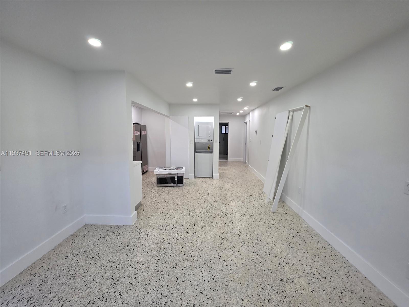 233 East 7th Street, Unit 2 Hialeah, FL 33010 - Photo 11 of 12 a view of a hallway