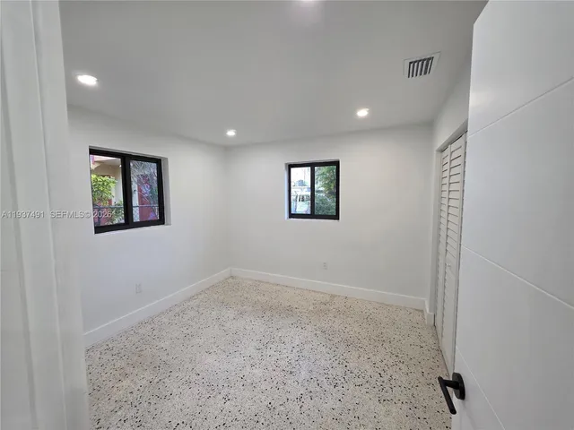 $2,500 | 233 East 7th Street, Unit 2, Hialeah, FL 33010