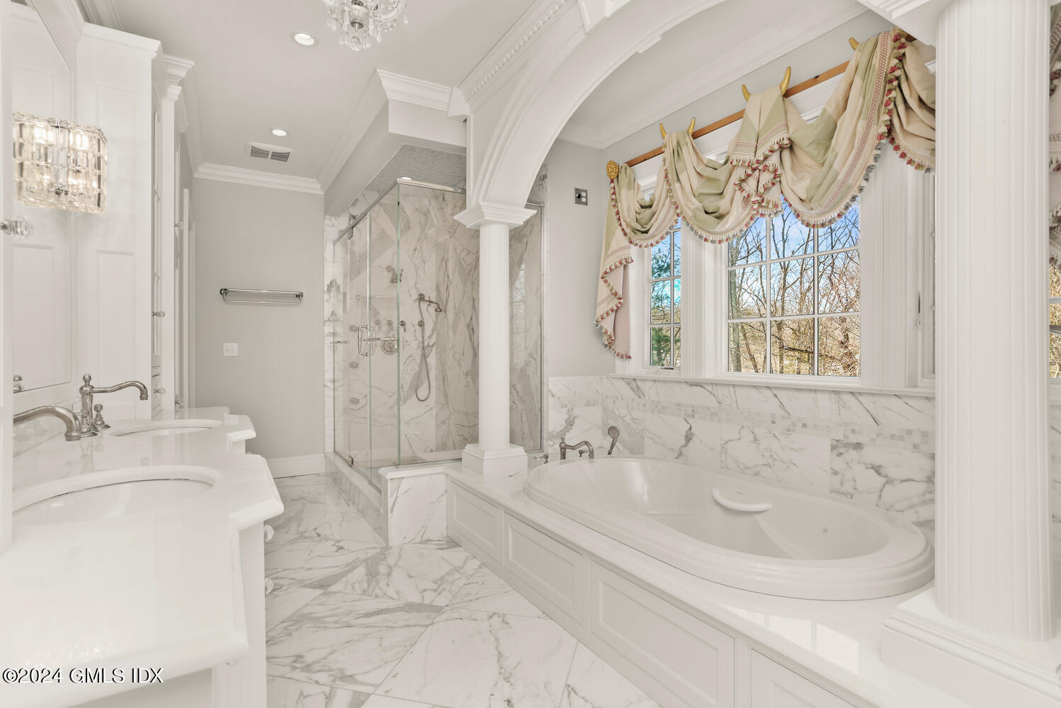 386 Westover Road Stamford, CT 06902 - Photo 19 of 32 a bathroom with a bathtub sink and toilet