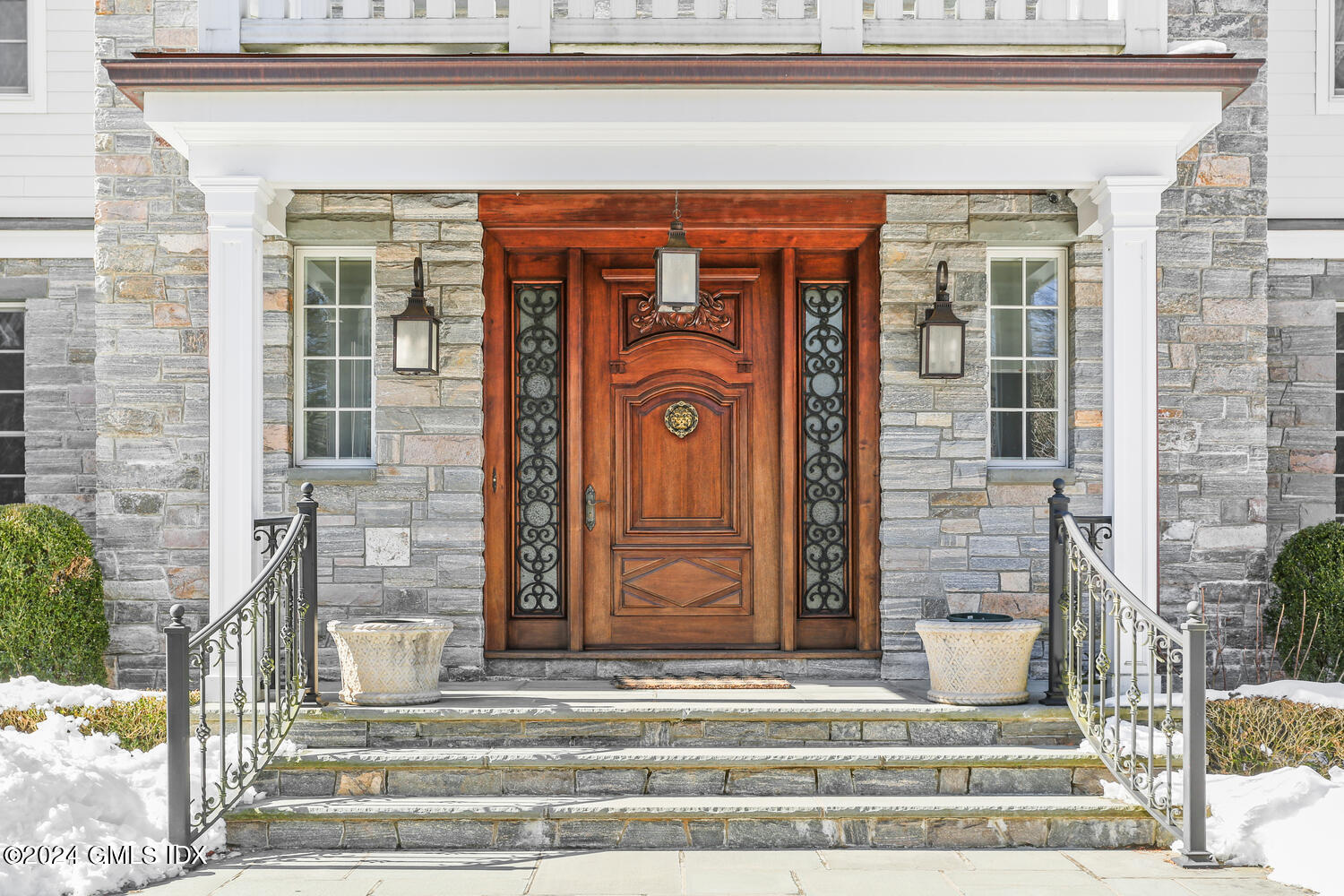 386 Westover Road Stamford, CT 06902 - Photo 30 of 32 a front view of a building entrance