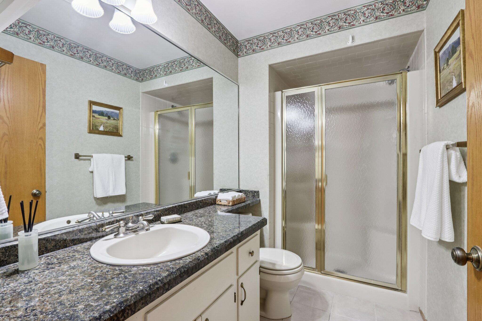 W178-n9743 Riversbend Circle East Germantown, WI 53022 - Photo 17 of 48 Full Shared Bath Main Level