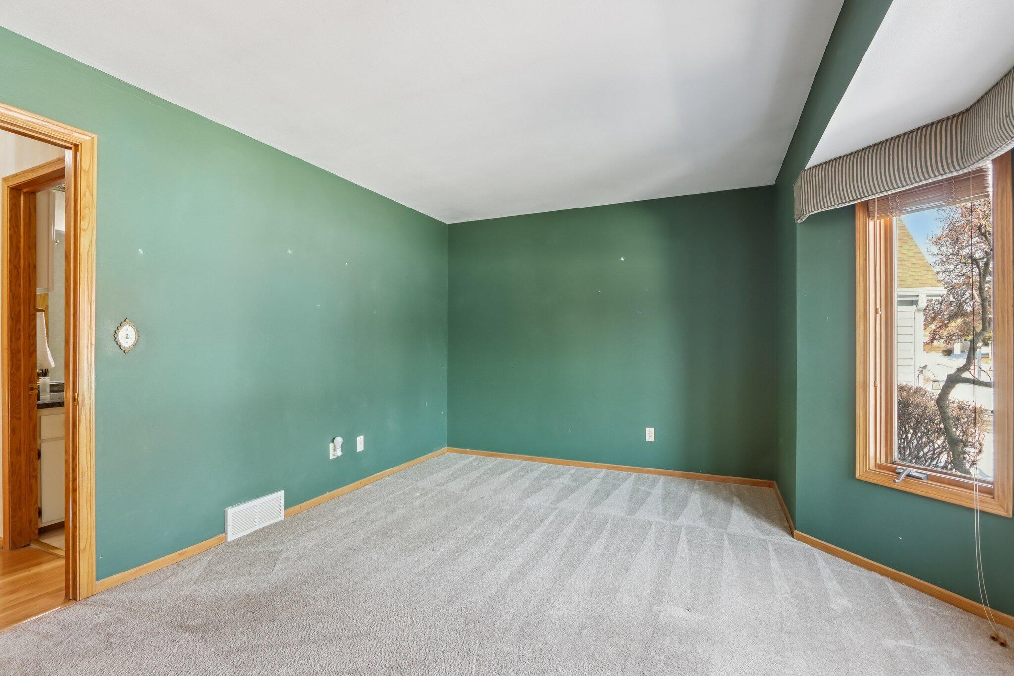 W178-n9743 Riversbend Circle East Germantown, WI 53022 - Photo 28 of 48 Bedroom 2