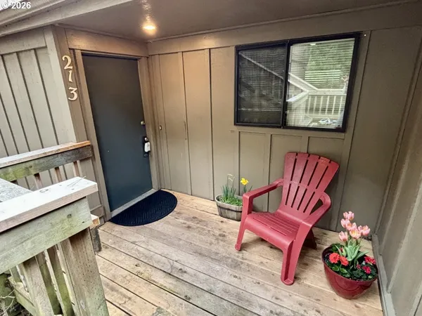 $235,000 | 213 Trailside Loop, Eugene, OR 97405