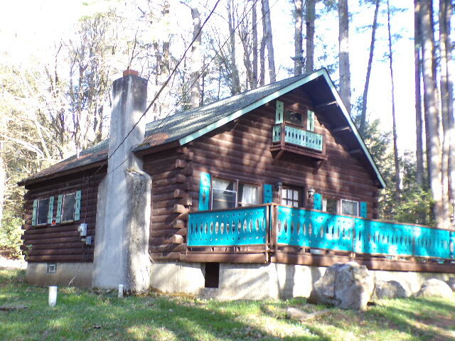 81 Henning Road Albrightsville, PA 18210 - Photo 1 of 29 a view of a house with a yard