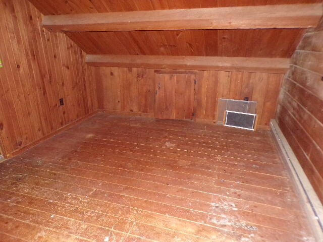 81 Henning Road Albrightsville, PA 18210 - Photo 29 of 29 a view of an empty room