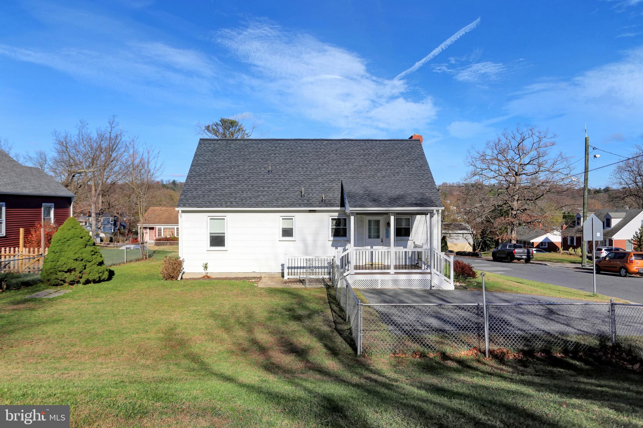 127 Oakway Road Lutherville-Timonium, MD 21093 - Photo 2 of 44 Gallery Image 2