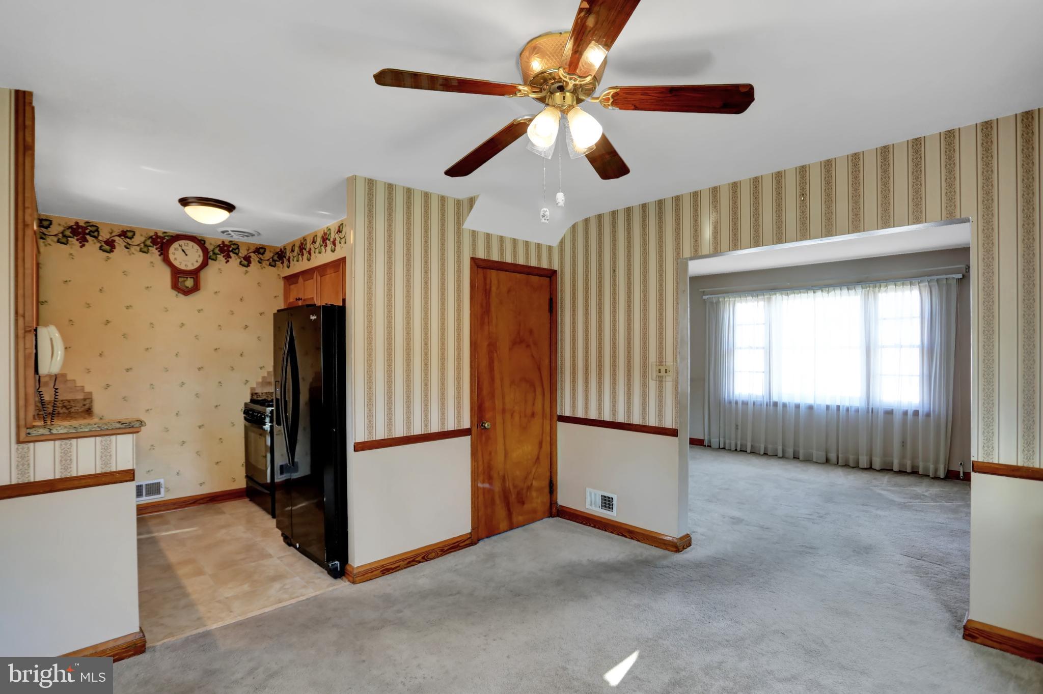 127 Oakway Road Lutherville-Timonium, MD 21093 - Photo 4 of 44 Gallery Image 4