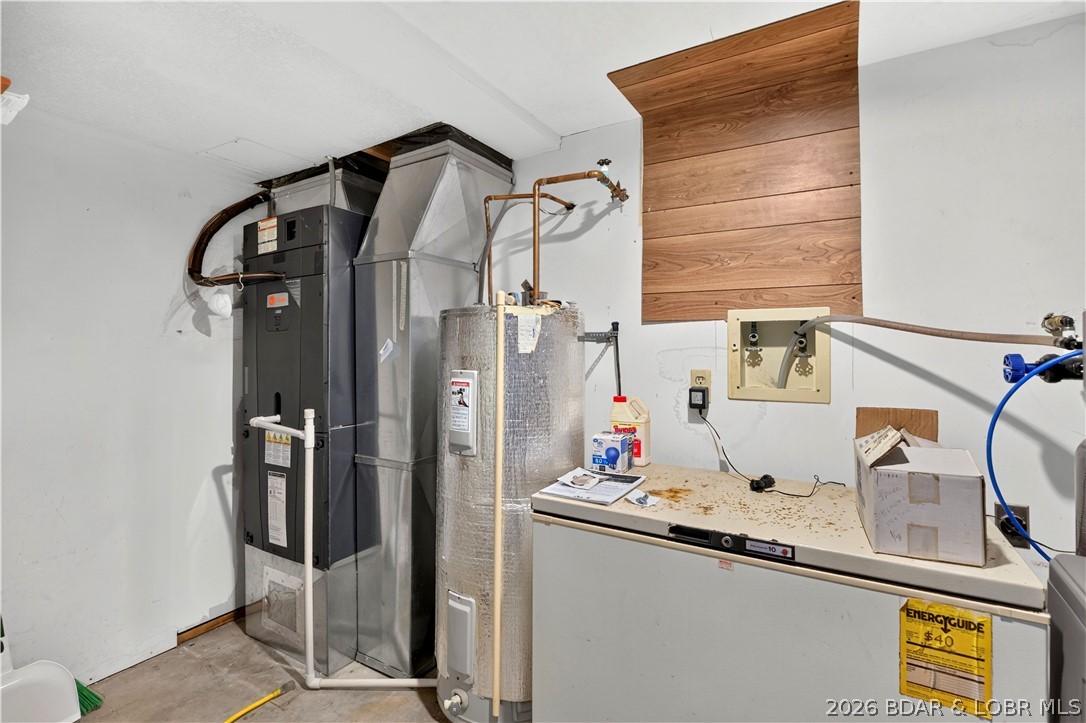 2084 Spring Cove Road Sunrise Beach, MO 65079 - Photo 32 of 63 Utility room
