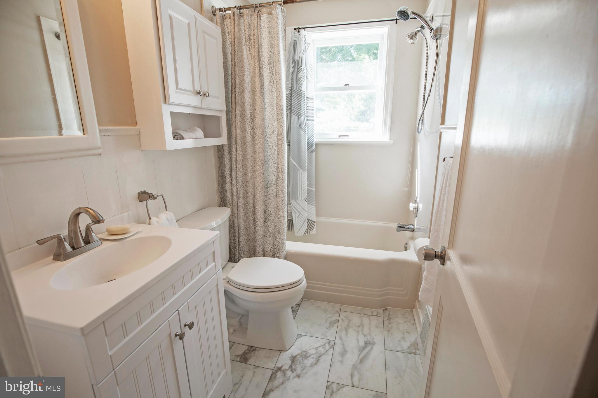 306 Clear Spring Road Lansdale, PA 19446 - Photo 27 of 41 Updated Bath