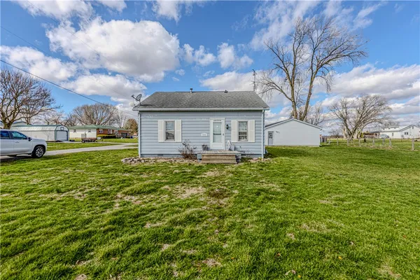 $60,000 | 6090 Public Road, Macon, IL 62544