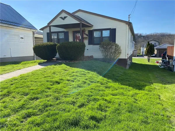 $124,900 | 1509 3rd Street, Natrona Heights, PA 15065