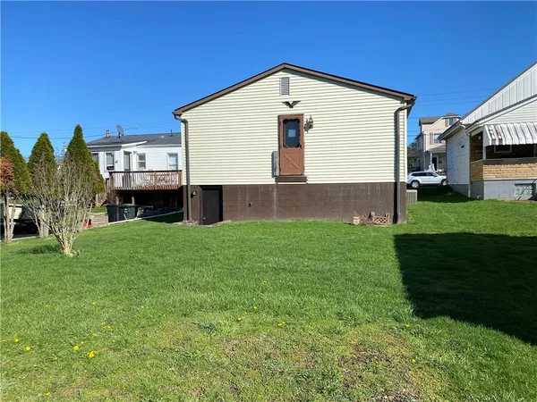 $124,900 | 1509 3rd Street, Natrona Heights, PA 15065