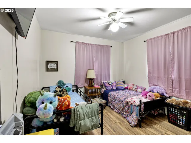 $249,000 | 350 Park Street, Winston, OR 97496