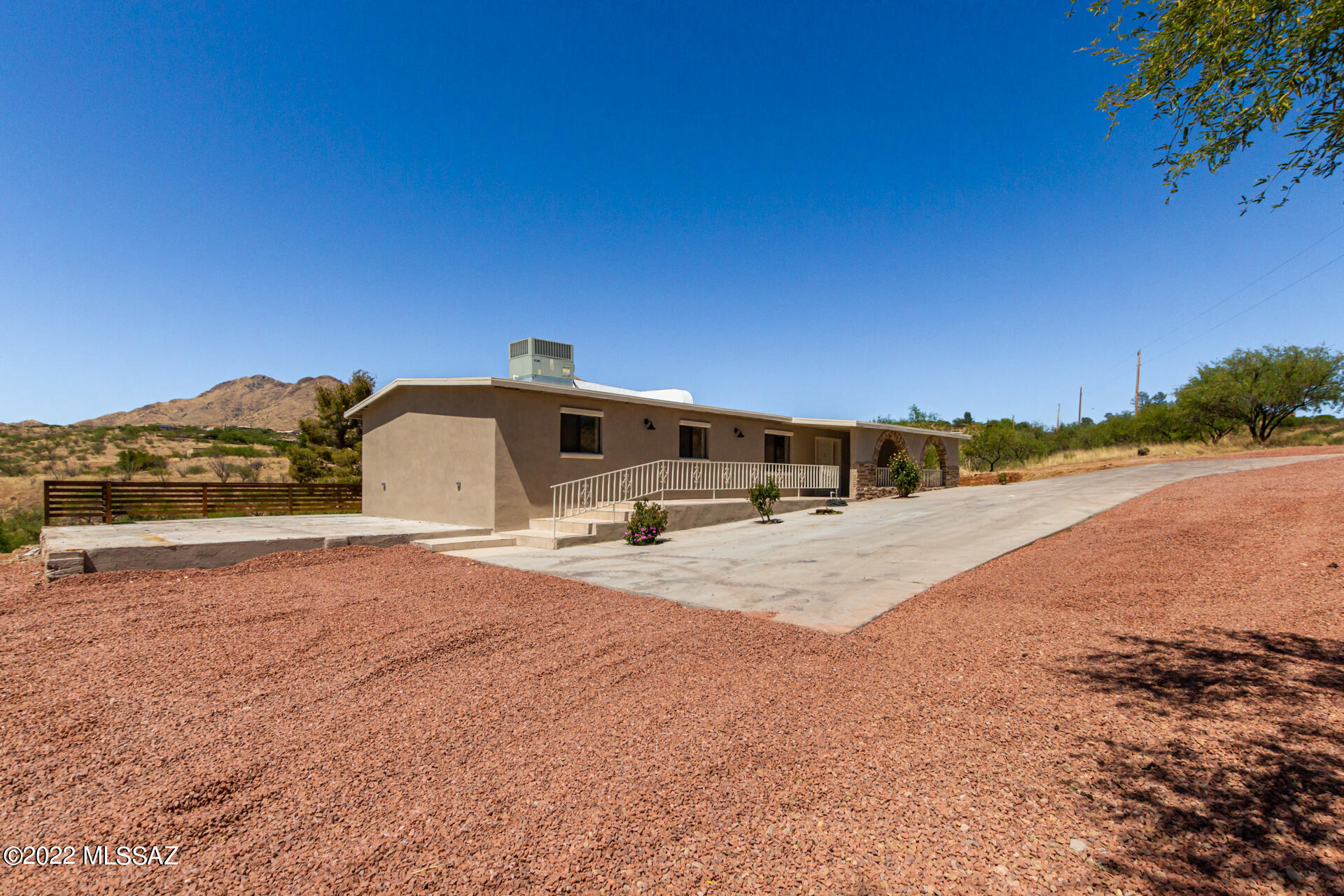 1311 Avenida Gutierrez Rio Rico, AZ 85648 - Photo 4 of 27 Gallery Image 4