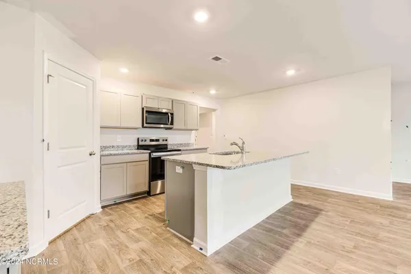 $325,990 | 427 Oak Knl Drive, Unit LOT 64, Jacksonville, NC 28540