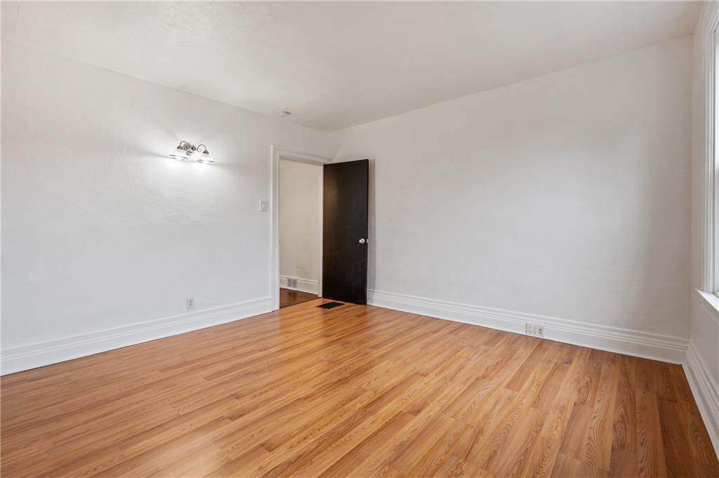 33 East Roseridge Street Pittsburgh, PA 15202 - Photo 16 of 24 Gallery Image 16