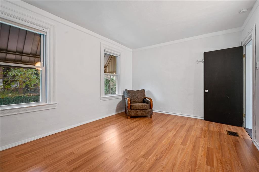 33 East Roseridge Street Pittsburgh, PA 15202 - Photo 19 of 24 Gallery Image 19