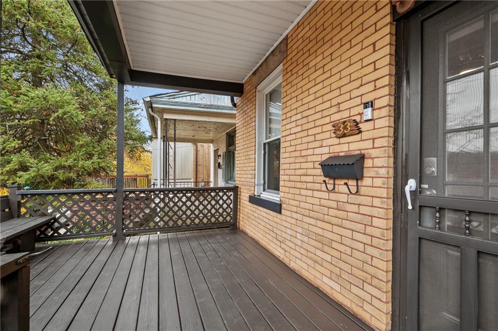 33 East Roseridge Street Pittsburgh, PA 15202 - Photo 4 of 24 Gallery Image 4