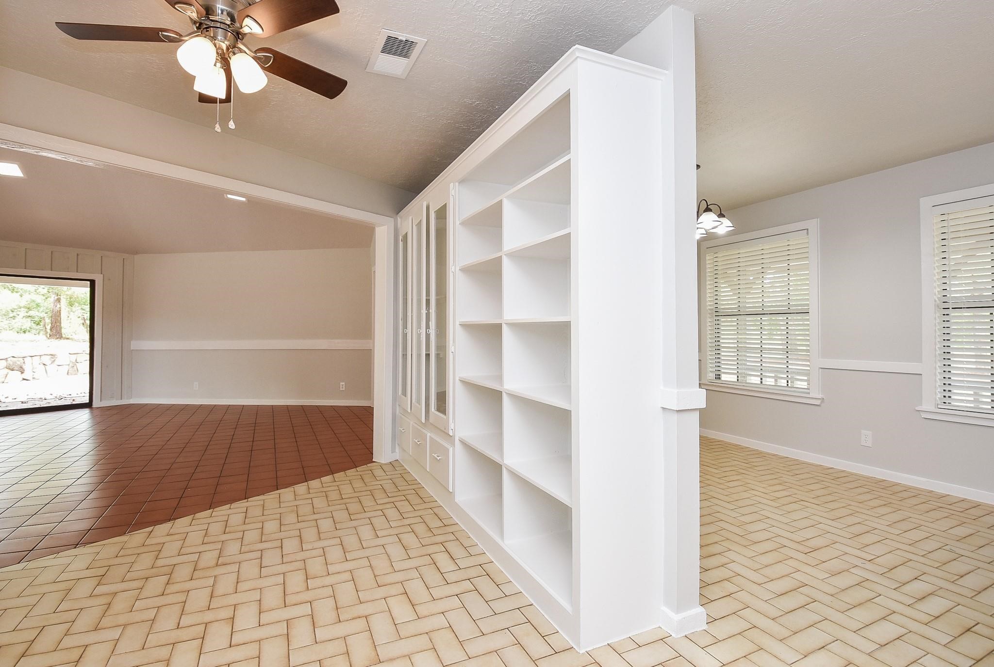 12713 Roy Harris Loop Conroe, TX 77306 - Photo 20 of 41