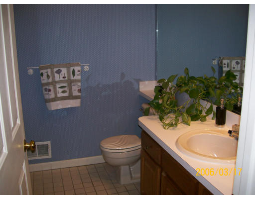 122 Stone Ridge Road, Unit 122 Franklin, MA 02038 - Photo 11 of 15 Gallery Image 11