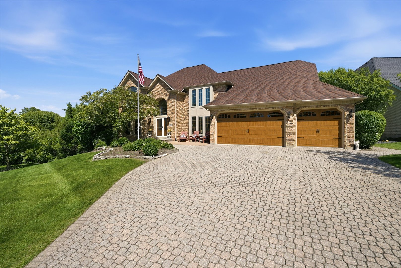 8701 Lake Ridge Drive Darien, IL 60561 - Photo 7 of 38