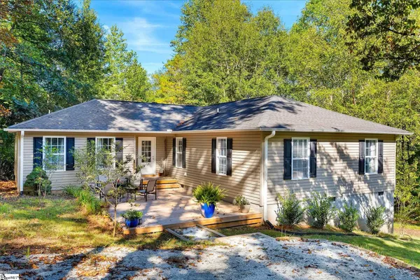 $324,000 | 527 North River Road, Cleveland, SC 29635