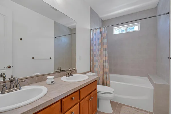 $619,700 | 370 River Park Drive, Redding, CA 96003