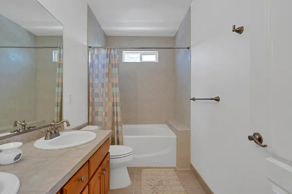 $619,700 | 370 River Park Drive, Redding, CA 96003