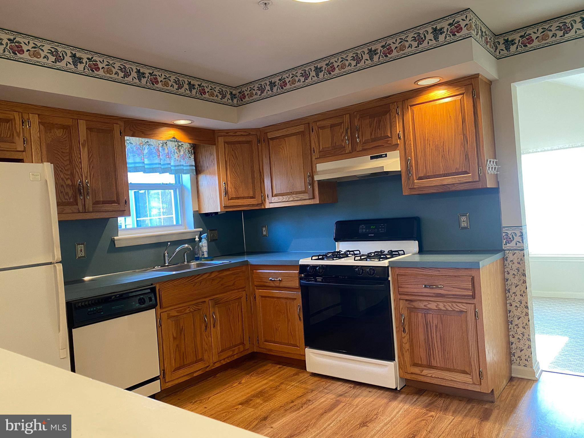 905 Chatfield Road Warrington, PA 18976 - Photo 11 of 36 kitchen