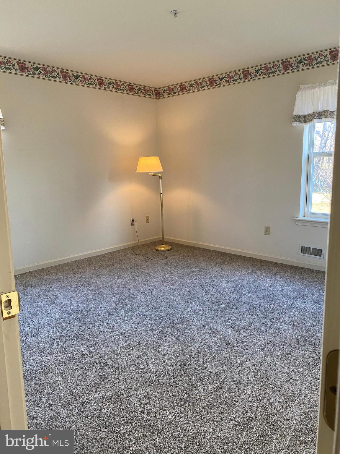 905 Chatfield Road Warrington, PA 18976 - Photo 25 of 36 master bedroom