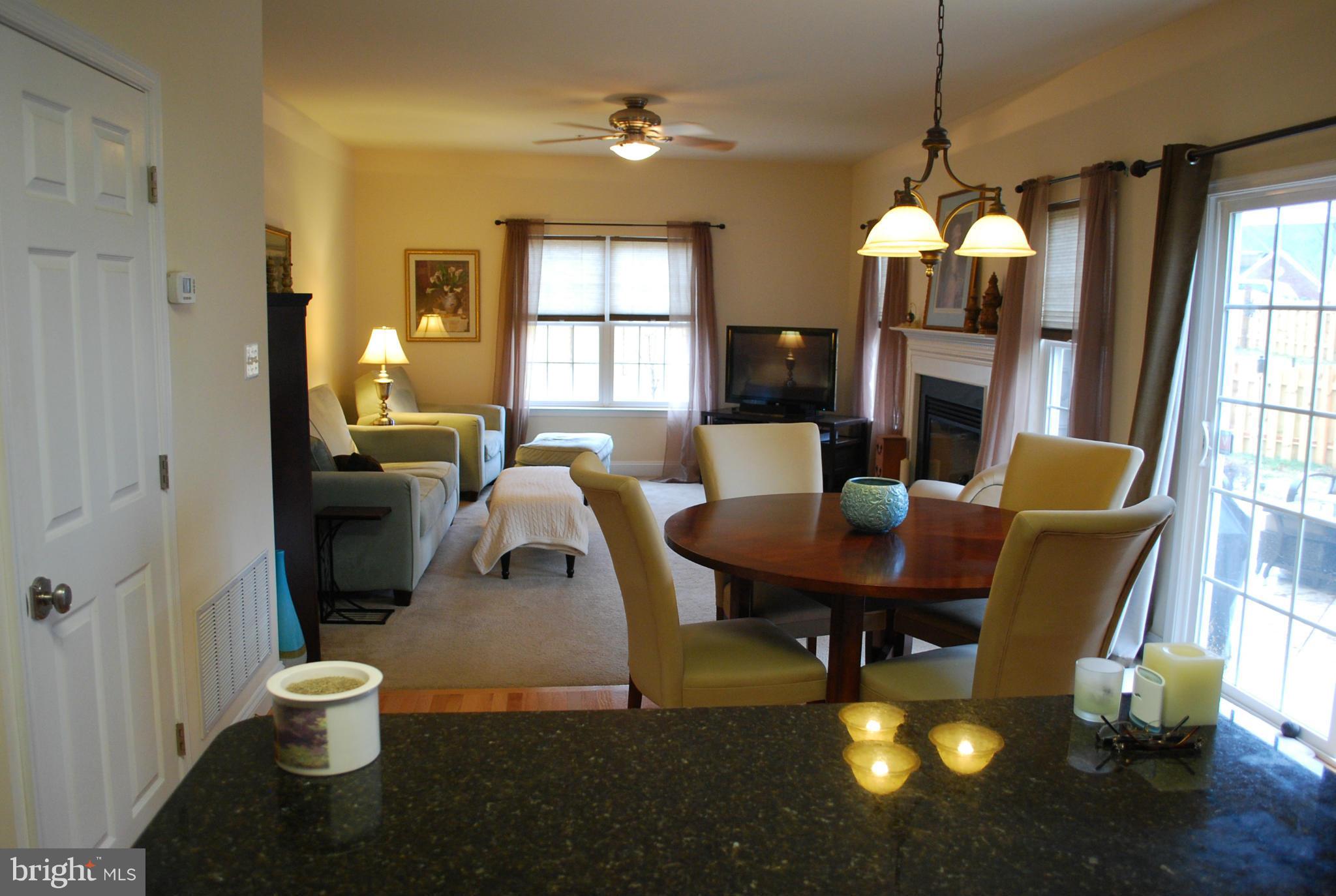 13808 Vanderbilt Way Laurel, MD 20707 - Photo 7 of 24 Family Room