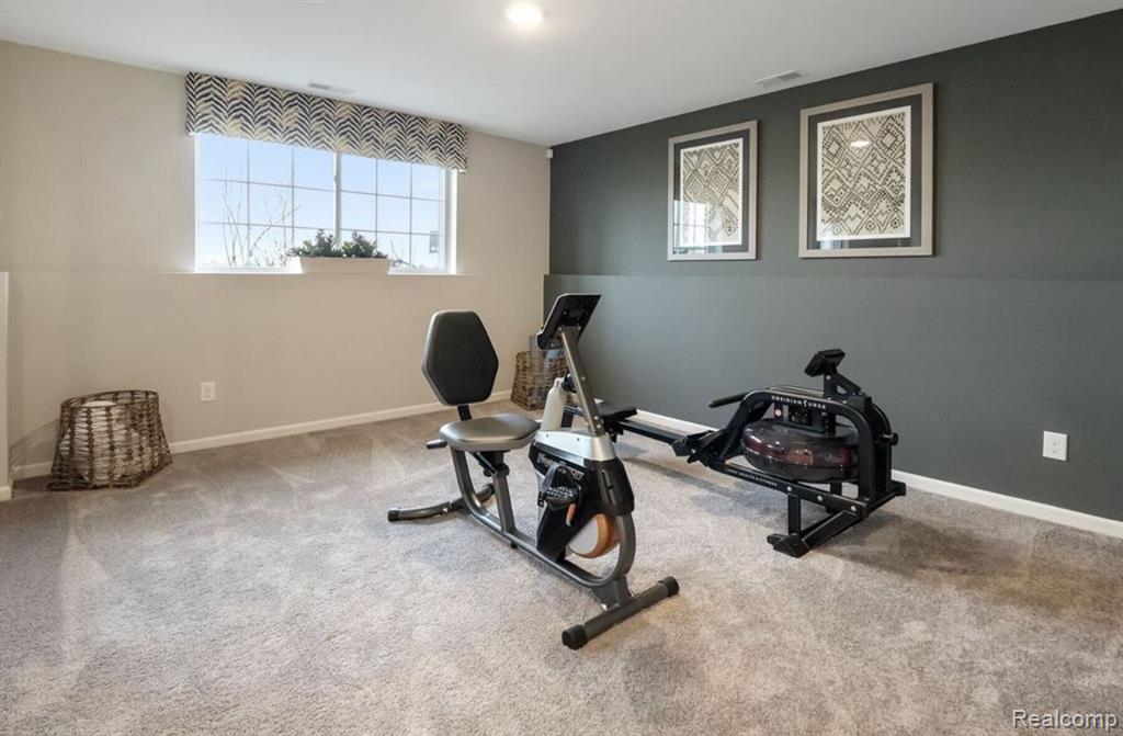 49501 Cherry Hill Road Canton, MI 48188 - Photo 4 of 37