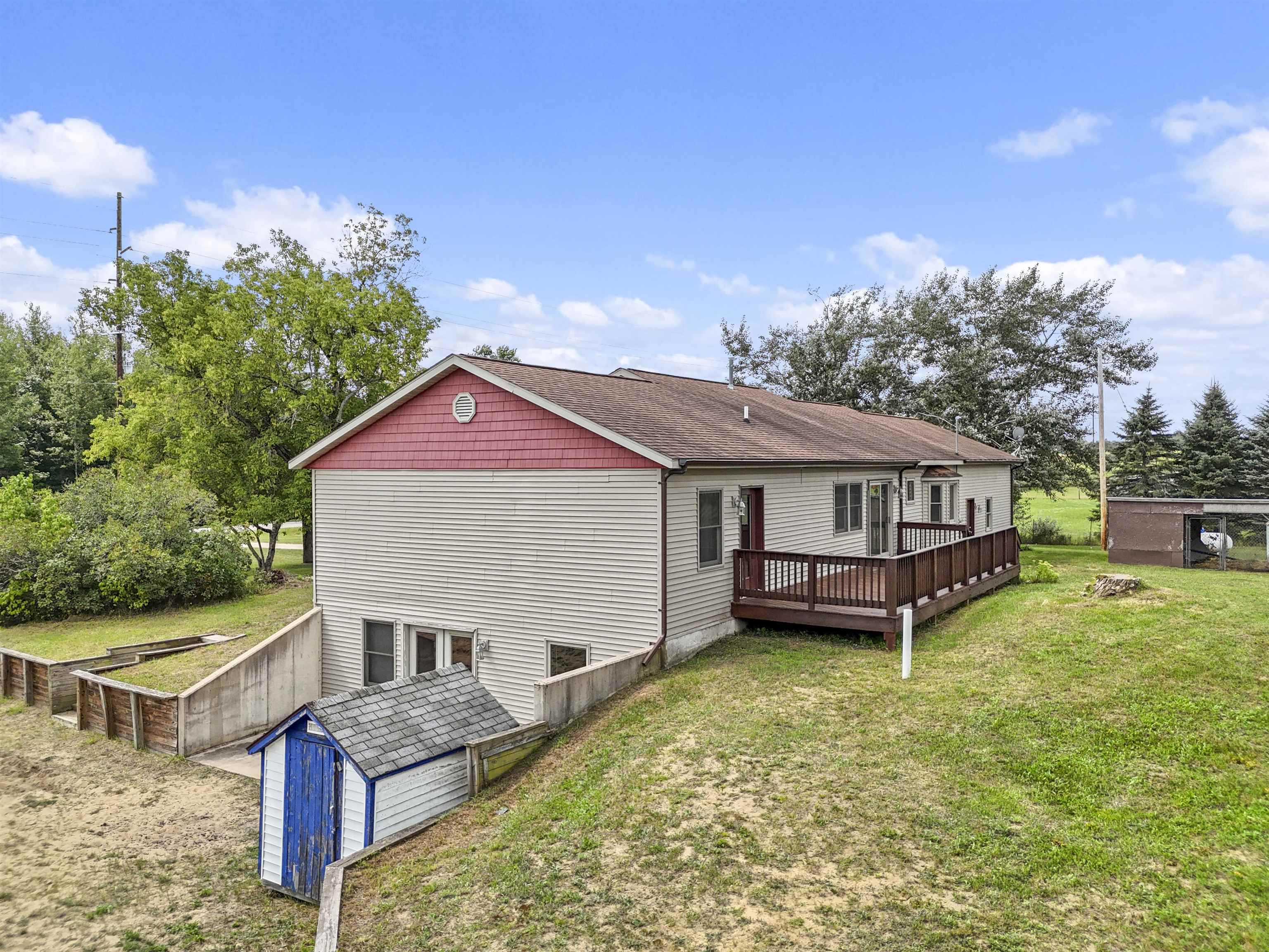 402 West 32 Road Boon, MI 49618 - Photo 13 of 44 1926225-25e289ef-df73-44c6-ac83-577ac90ffec8.JPG