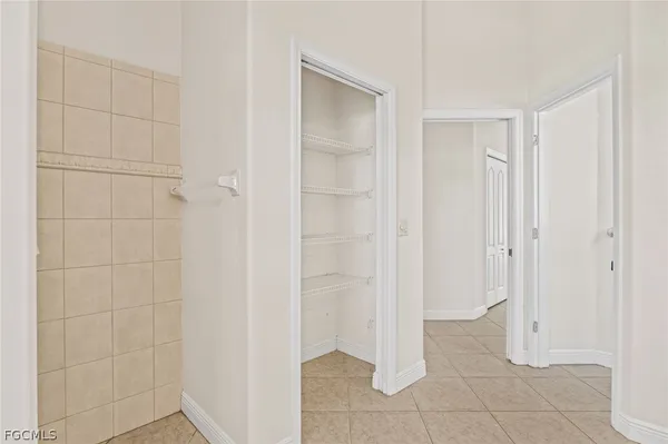 $3,800 | 2822 Southwest 49th Terrace, Cape Coral, FL 33914