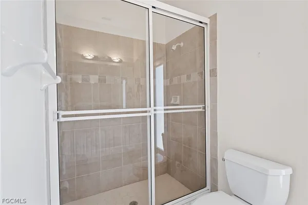 $3,800 | 2822 Southwest 49th Terrace, Cape Coral, FL 33914