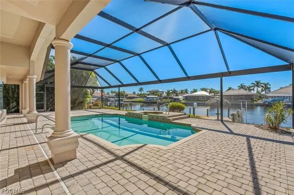 $3,800 | 2822 Southwest 49th Terrace, Cape Coral, FL 33914