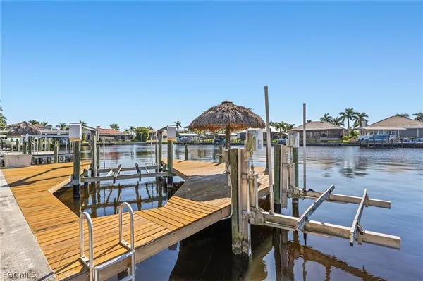 $3,800 | 2822 Southwest 49th Terrace, Cape Coral, FL 33914