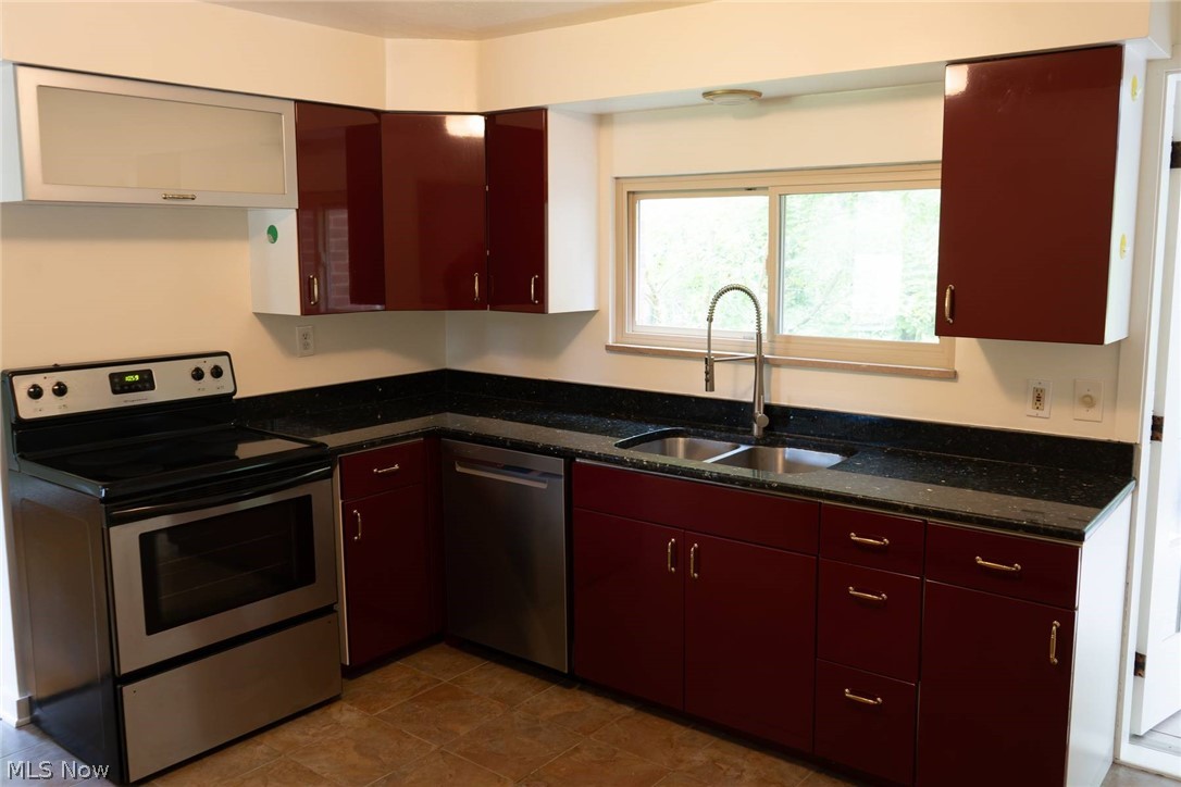 6065 Hopkins Road Mentor, OH 44060 - Photo 15 of 29 Gallery Image 15