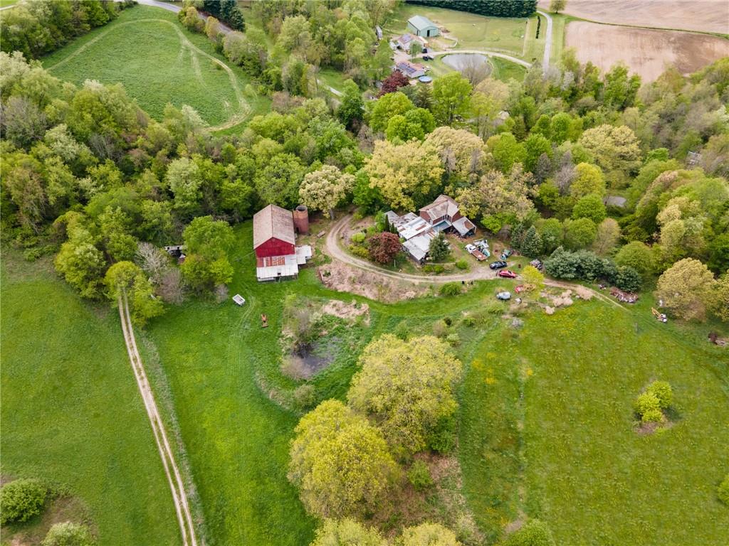 428 Enon Road Enon Valley, PA 16120 - Photo 12 of 15