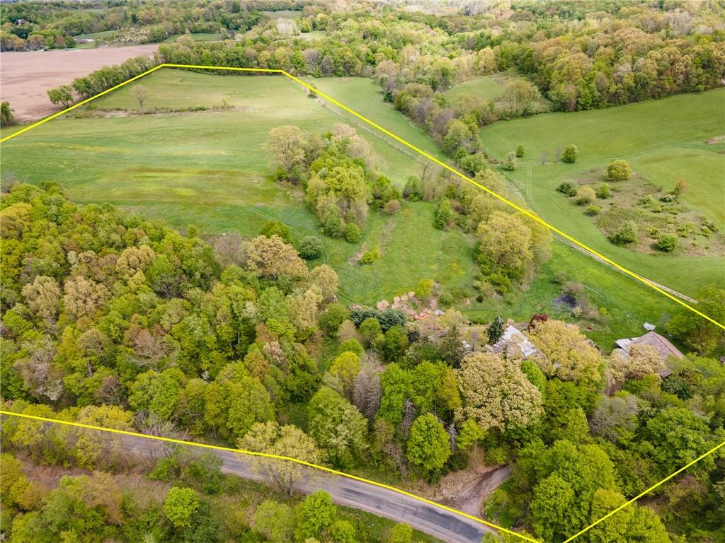 428 Enon Road Enon Valley, PA 16120 - Photo 5 of 15
