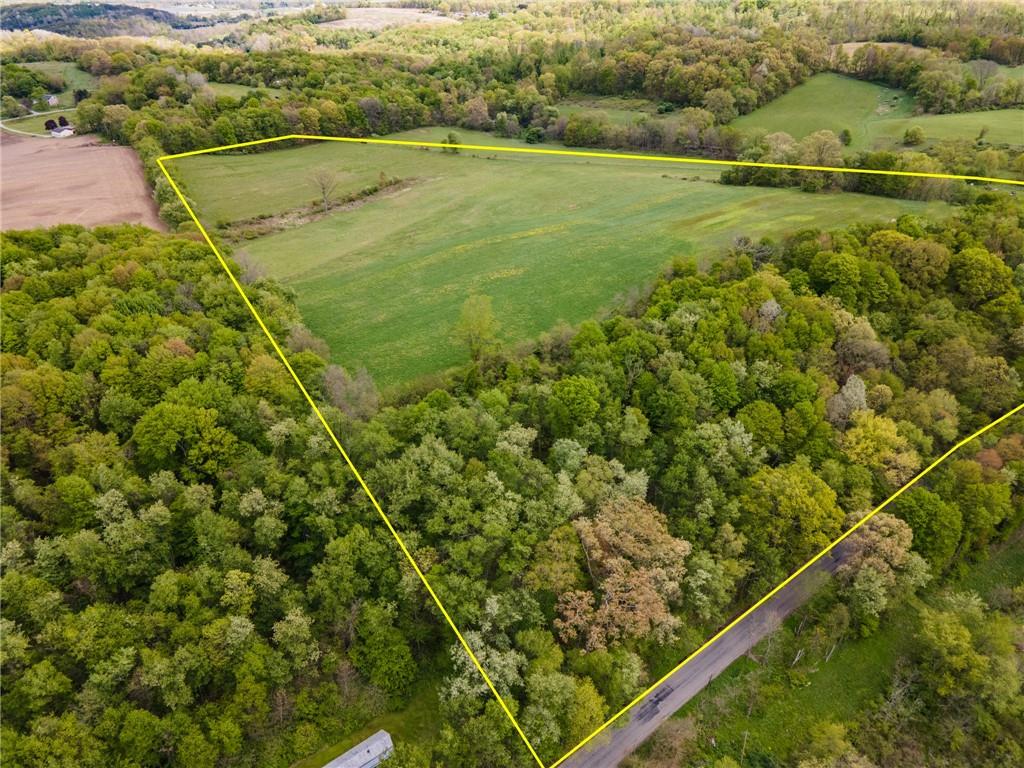 428 Enon Road Enon Valley, PA 16120 - Photo 8 of 15