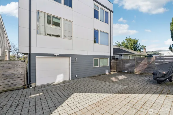 $799,950 | 1432 South King Street, Seattle, WA 98144