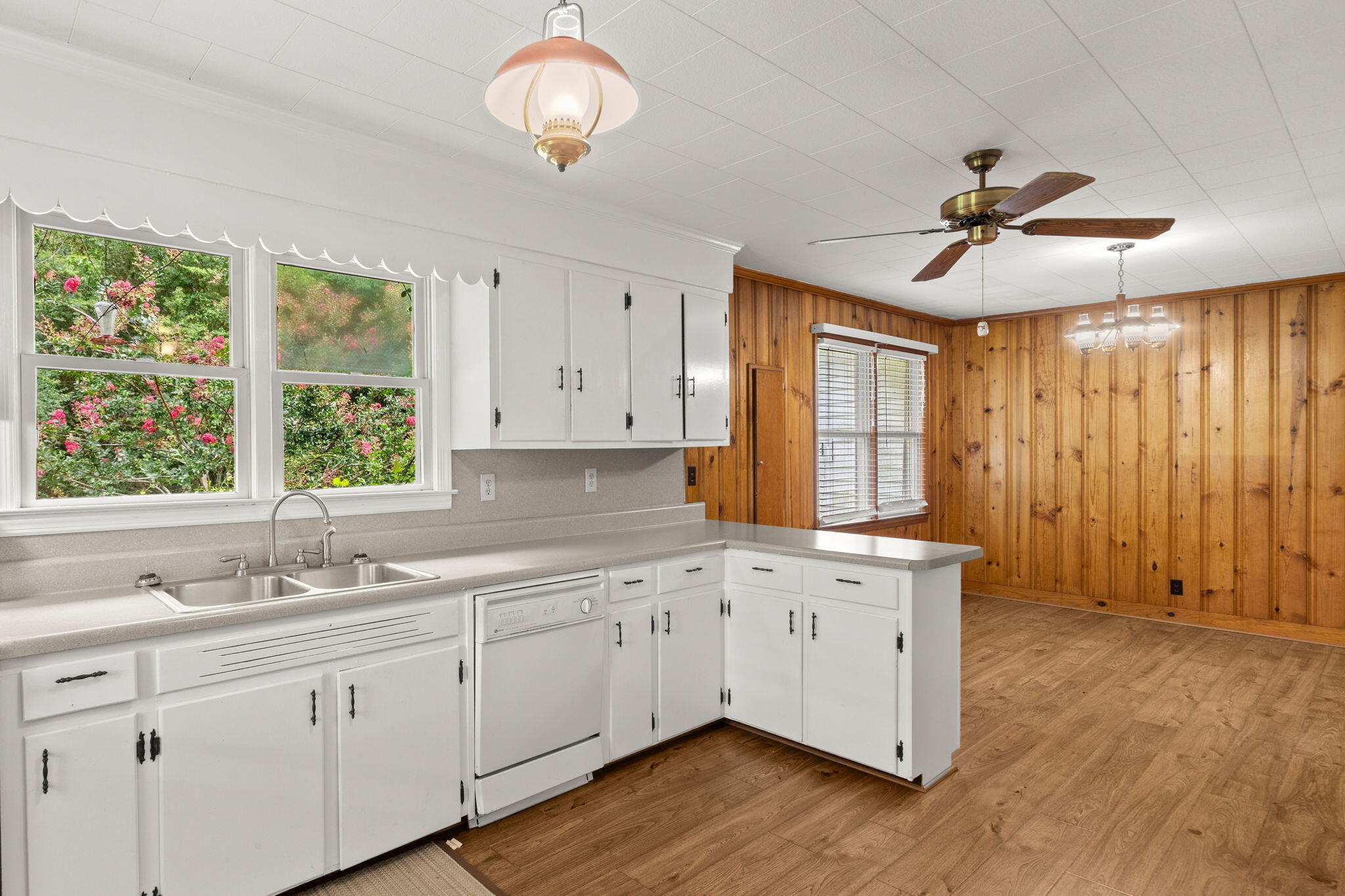 209 Camellia Drive Moncks Corner, SC 29461 - Photo 11 of 26 11