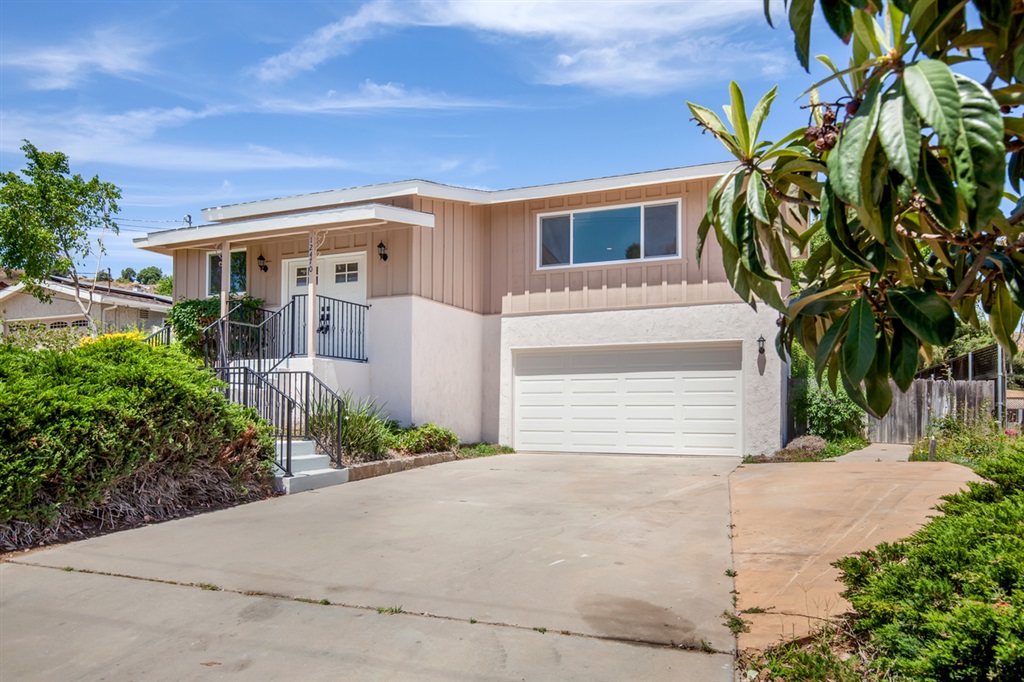 12470 Gay Rio Drive Lakeside, CA 92040 - Photo 1 of 24 Gallery Image 1
