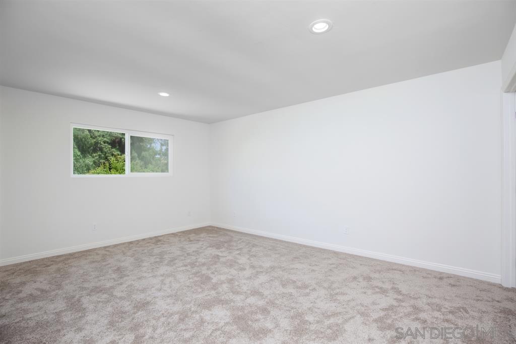 12470 Gay Rio Drive Lakeside, CA 92040 - Photo 12 of 24 Gallery Image 12